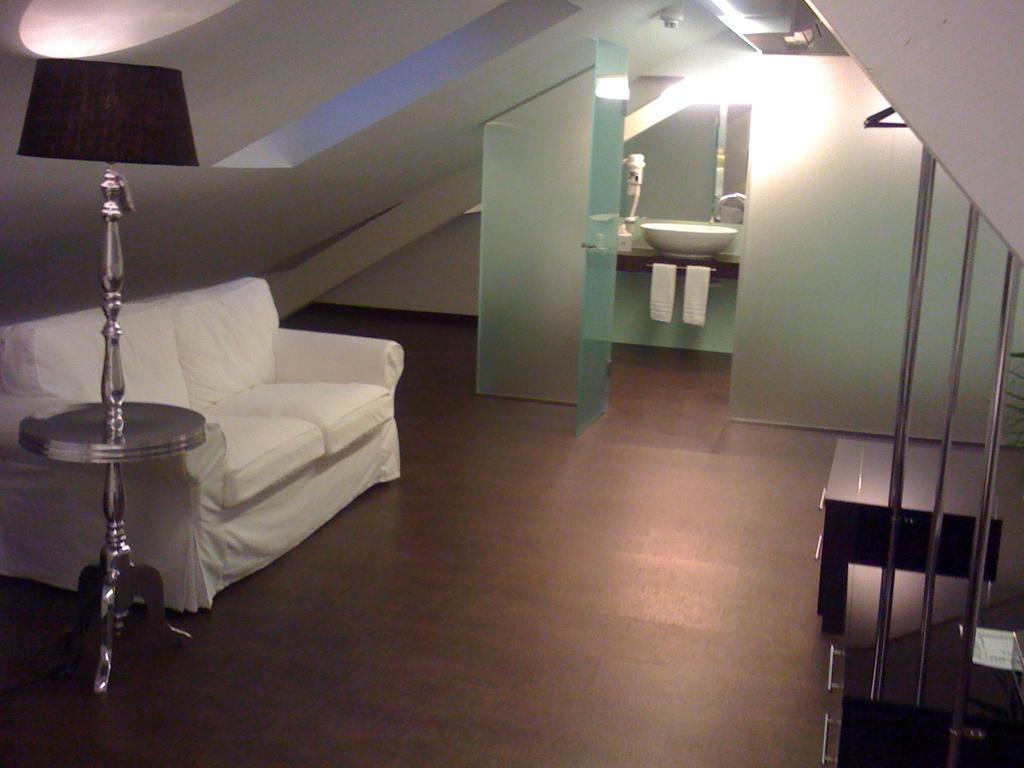 Boutique Hotel La Rinascente Locarno Bagian luar foto
